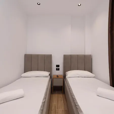 Hotel Emar 3*