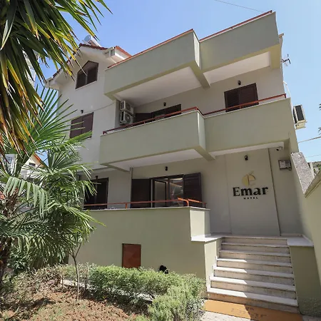 Hotel Emar